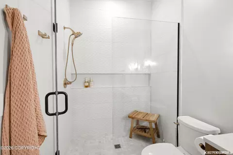 Bath - 12790 Gander St, Anchorage, AK 99516 photo 8 of 11