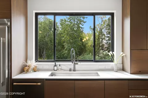 Kitchen - 12790 Gander St, Anchorage, AK 99516 photo 5 of 13