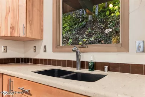 Kitchen - 18454 Amonson Rd, Chugiak, AK 99567 photo 2 of 6