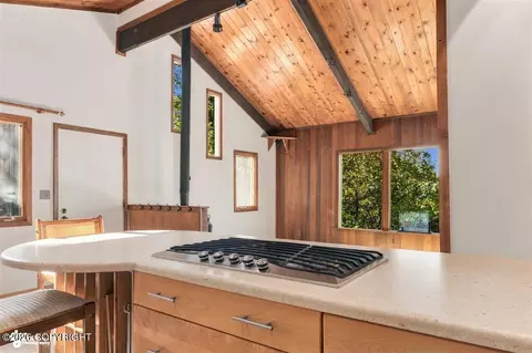 Kitchen - 18454 Amonson Rd, Chugiak, AK 99567 photo 3 of 6