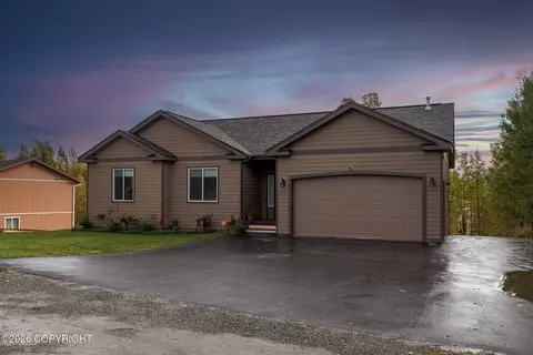 1600 E Gosling Cir, Wasilla, AK 99654