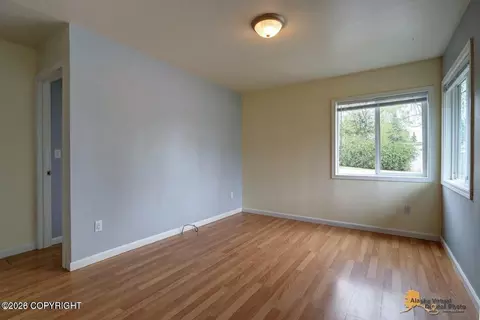 Living - 5157 Chena Ave, Anchorage, AK 99508 photo 9 of 10