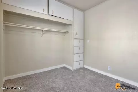Bedroom - 5157 Chena Ave, Anchorage, AK 99508 photo 5 of 8