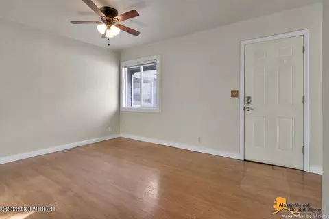 Living - 5157 Chena Ave, Anchorage, AK 99508 photo 7 of 10