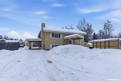 3215 E 18th Cir, Anchorage, AK 99508
