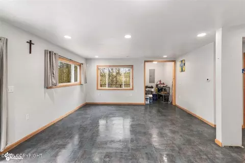 Living - 9377 N Blackie Loop, Willow, AK 99688 photo 3 of 3