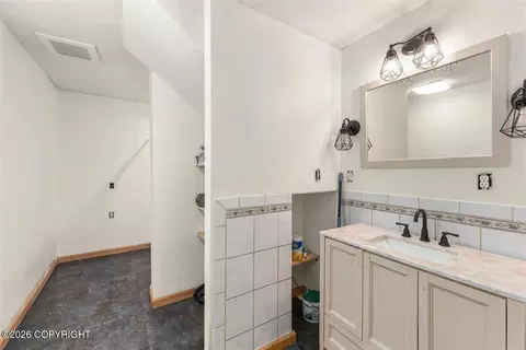 Bath - 9377 N Blackie Loop, Willow, AK 99688 photo 2 of 6