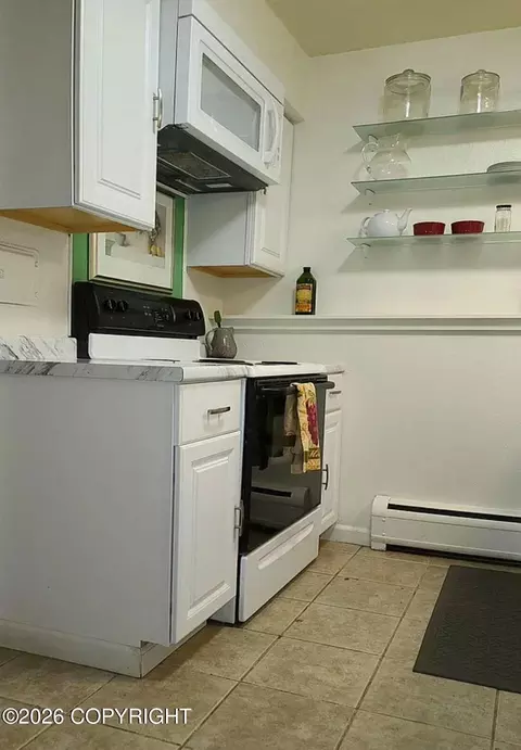 Kitchen - 440 E 11th Ave # B7, Anchorage, AK 99501 photo 1 of 1