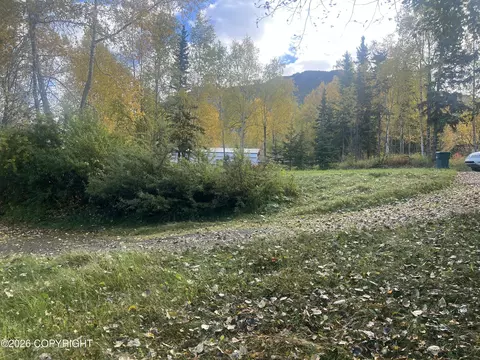 21144 Spire Cir, Chugiak, AK 99567 photo 4
