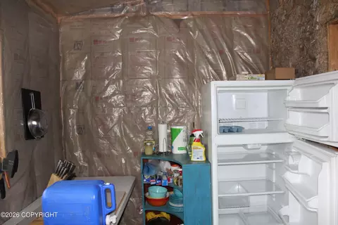 Kitchen - 17367 Matson St, Ninilchik, AK 99639 photo 4 of 4