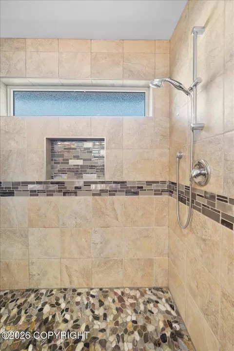 Bath - 3316 Morgan Loop, Anchorage, AK 99516 photo 3 of 8