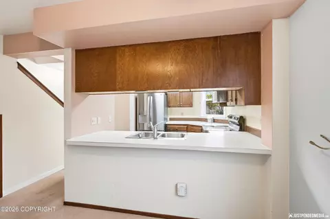 Kitchen - 4141 E 20th Ave # G30, Anchorage, AK 99508 photo 8 of 12