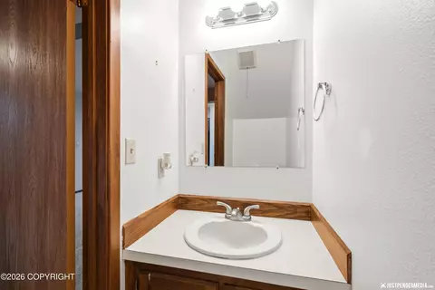 Bath - 4141 E 20th Ave # G30, Anchorage, AK 99508 photo 3 of 4