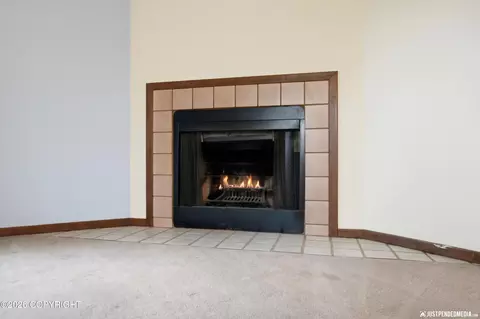 Living - 4141 E 20th Ave # G30, Anchorage, AK 99508 photo 6 of 11