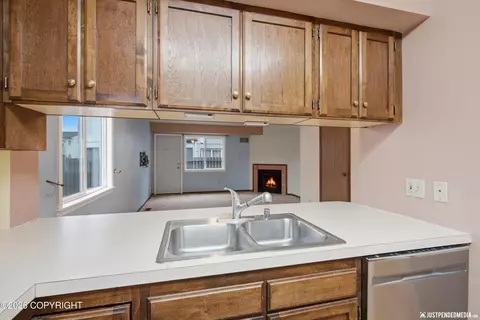 Kitchen - 4141 E 20th Ave # G30, Anchorage, AK 99508 photo 5 of 12