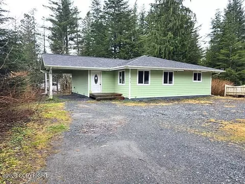 713 A St, Sitka, AK 99835