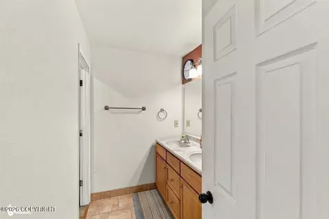 Bath - 1930 E 72nd Ave, Anchorage, AK 99507 photo 3 of 10