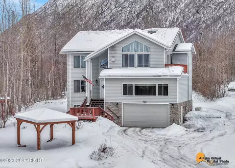 23405 Glenn Hill Cir, Chugiak, AK 99567