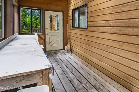 280 Higgins Spur Rd, Ketchikan, AK 99901