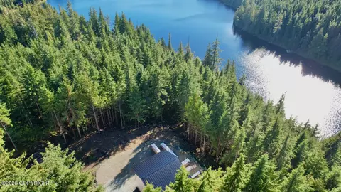 26 Alder Rd # B, Thorne Bay, AK 99919