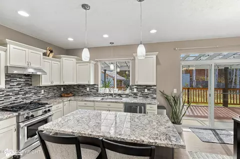 Kitchen - 21930 Sheltering Spruce Loop, Chugiak, AK 99567 photo 3 of 6