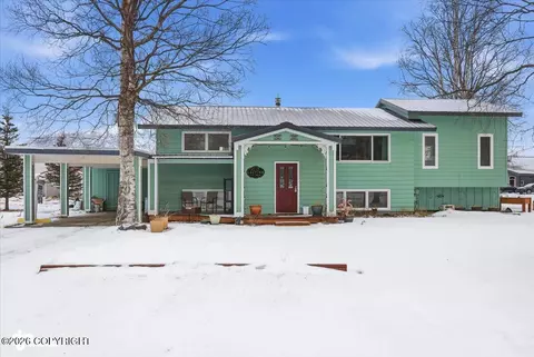 939 S Dimond St, Palmer, AK 99645