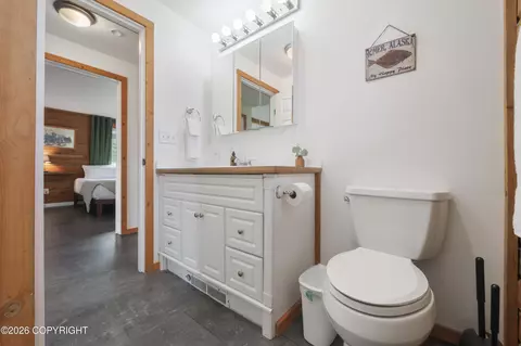 Bath - 59565 End Rd, Homer, AK 99603 photo 1 of 3