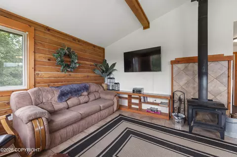 Living - 59565 End Rd, Homer, AK 99603 photo 3 of 5