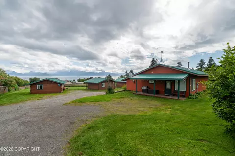 Exterior - 59565 End Rd, Homer, AK 99603 photo 4 of 6