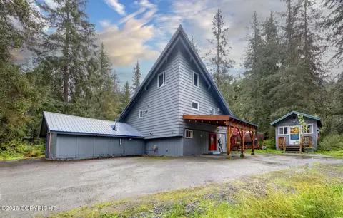177 Cortina Rd, Girdwood, AK 99587