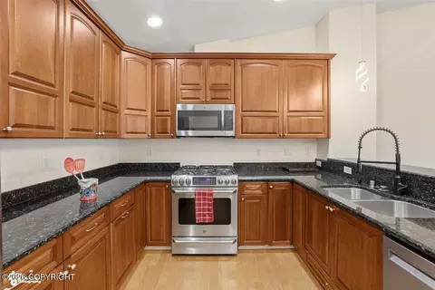 Kitchen - 6000 S Clearview Loop # 10, Wasilla, AK 99654 photo 4 of 6