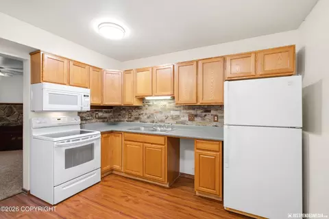 Kitchen - 231 Mccarrey St # 1, Anchorage, AK 99508 photo 1 of 3