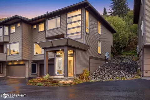 814 Quiet Creek Dr, Homer, AK 99603