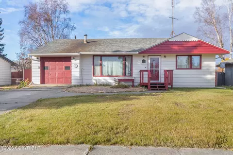 1020 Pedro St, Fairbanks, AK 99701