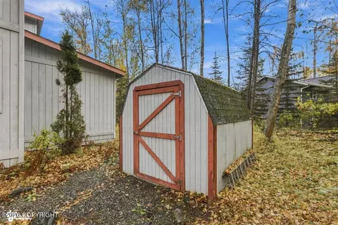 Exterior - 21500 River Park Dr, Eagle River, AK 99577 photo 5 of 8