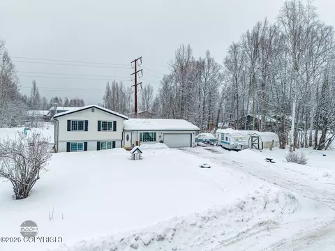 22417 Whispering Birch Dr, Chugiak, AK 99567