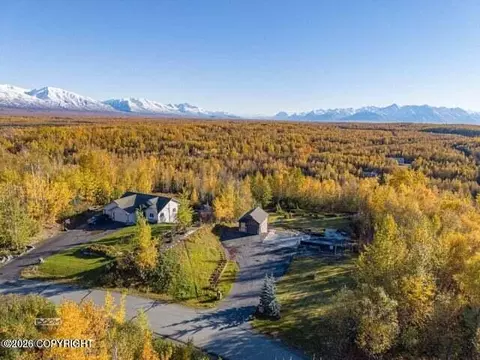 3043 W Discovery Loop, Wasilla, AK 99654 photo 2