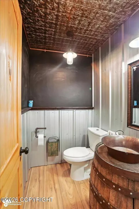 Bath - 24343 Thunderbird Dr, Chugiak, AK 99567 photo 8 of 9