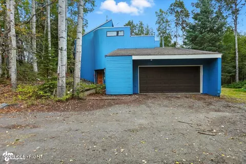 24343 Thunderbird Dr, Chugiak, AK 99567