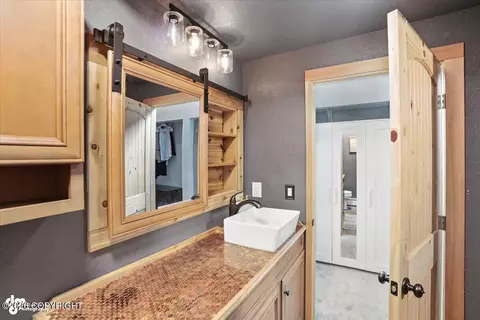 Bath - 24343 Thunderbird Dr, Chugiak, AK 99567 photo 2 of 9