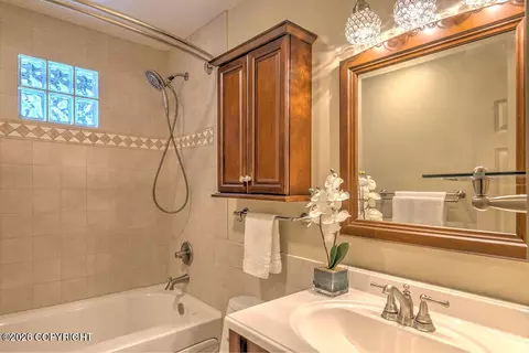 905 Lancaster Dr, Anchorage, AK 99503 photo 19