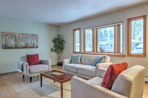 905 Lancaster Dr, Anchorage, AK 99503 photo 9