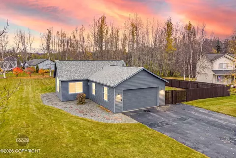 1821 N Belmont Cir, Palmer, AK 99645