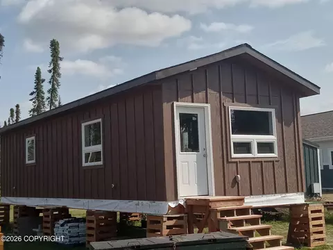 995 E Roald Ave, Soldotna, AK 99669