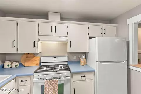 Kitchen - 11447 Targhee Loop, Eagle River, AK 99577 photo 3 of 3