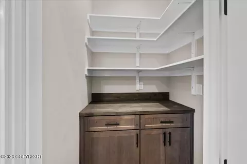 2402 S Sunrise View Cir, Palmer, AK 99645 | MLS# 26-13364 | 58 Photos ...