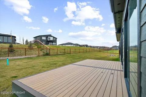 2402 S Sunrise View Cir, Palmer, AK 99645 | MLS# 26-13364 | 58 Photos ...