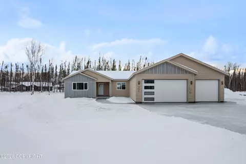 746 W Wood Star Dr, Wasilla, AK 99654