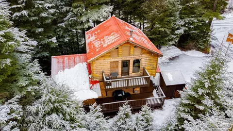 32530 Judan Rd, Seward, AK 99664