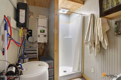 Bath - 24074 W Johnson Dr, Willow, AK 99688 photo 1 of 1